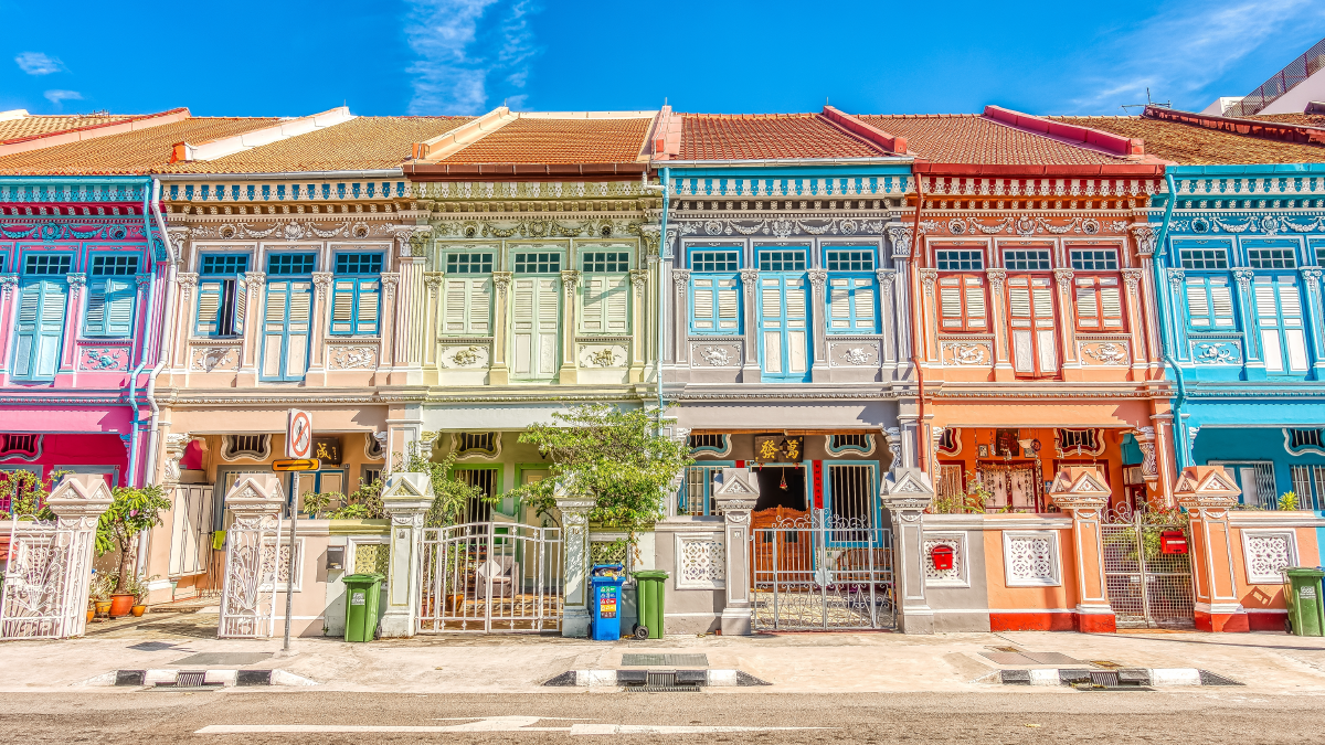 Take a stroll along the rows of vibrant shophouses, a hallmark of the Joo Chiat and Katong conservation area.