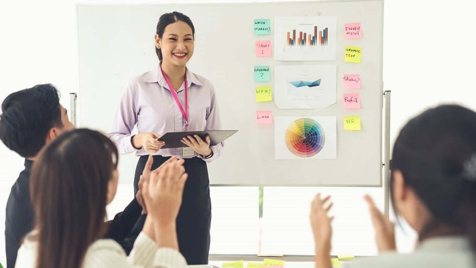 If you are ready to take your presentation skills to the next level, the SIM Academy’s course, Powerful Presentations: Inspire, Lead and Sell Your Message with Impact! , is for you.