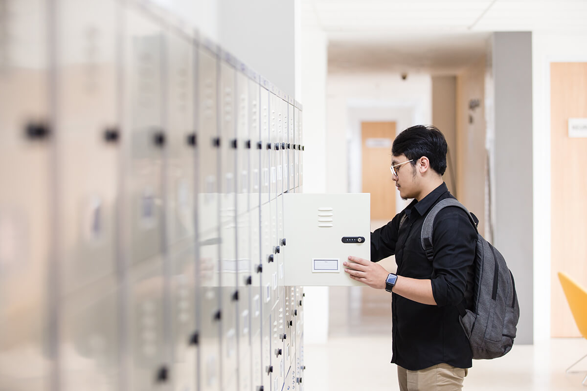 locker-rental