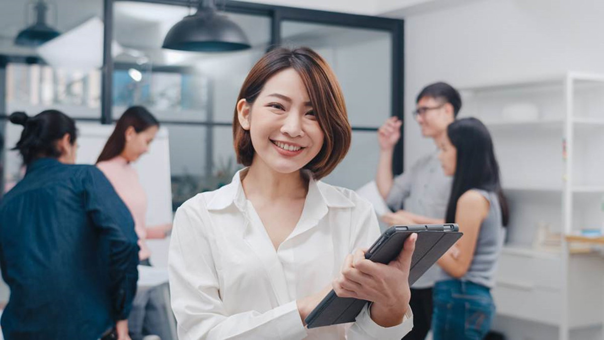 In Singapore’s current job market, communication skills remain critically important—even amid rising demand for technical expertise.