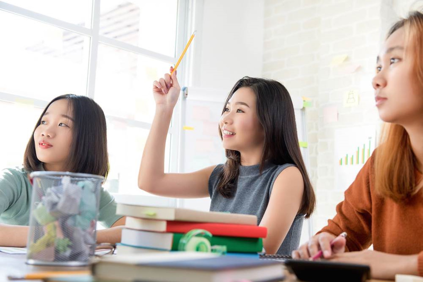 If you're passionate about the evolving digital landscape, the Bachelor of Arts (Honours) Digital Media programme offered at SIM is a comprehensive education that blends creativity with technical expertise.