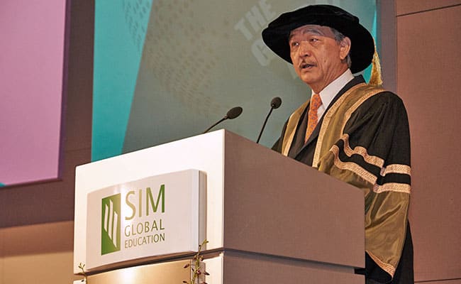 Latest-Highlights-SIM-RMIT-graduates-encouraged-to-grow.jpg Latest-Highlights-SIM-RMIT-graduates-encouraged-to-grow.jpg