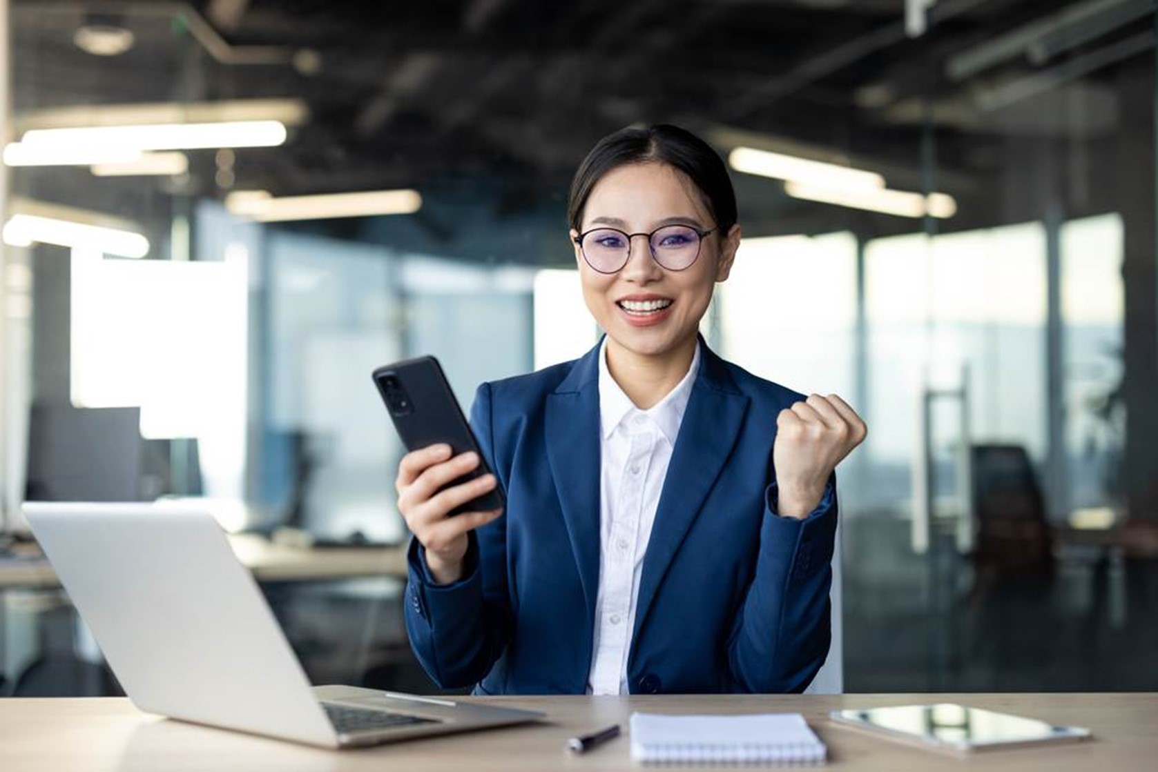 7 Core Managerial Skills to Boost Your Leadership Confidence